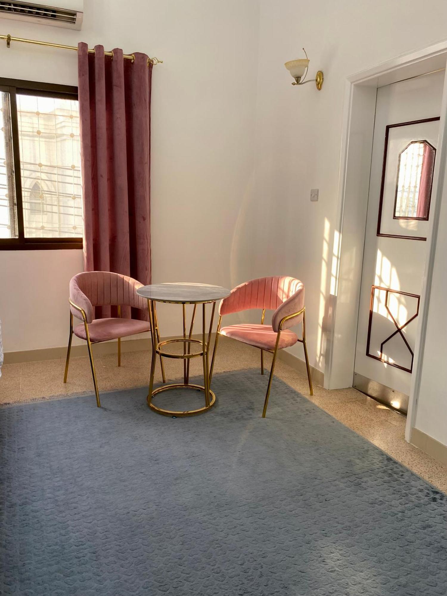Arabian Nights Nook Hotel Muscat Luaran gambar